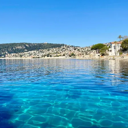 Bateau De Roland Úszó hotel Saint-Laurent-du-Var